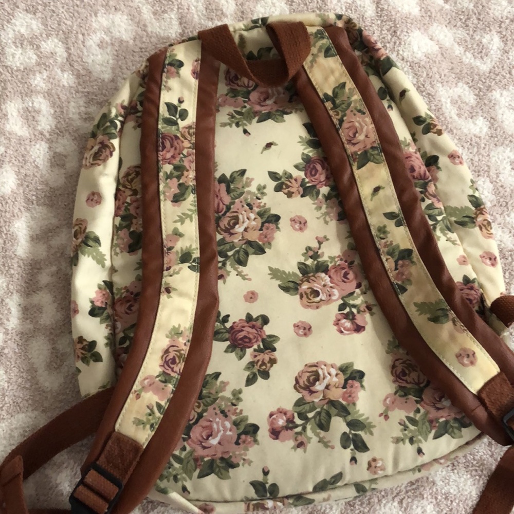 Target Flower Backpack - Picture 4 of 7
